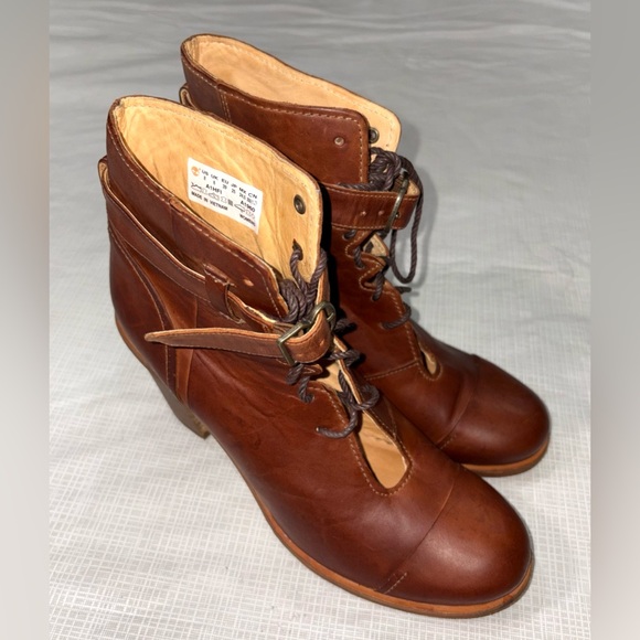 Timberland Shoes - Timberland Boot Company Marge New Sz 8 Brown Leather Lace-Up Ankle Boots booties